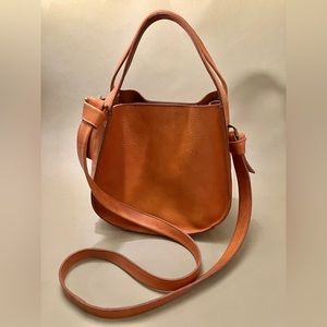 Madewell Sydney bag in honey brown - super supple leather